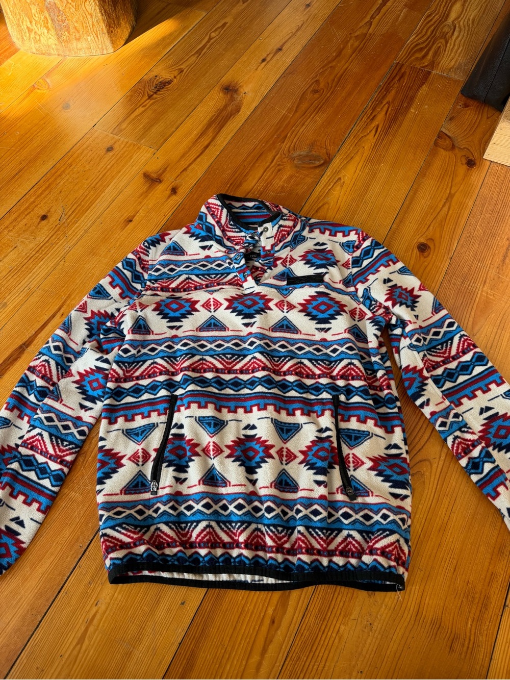 Kavu Men's Aztec Zip Pullover - Red, Blue, White